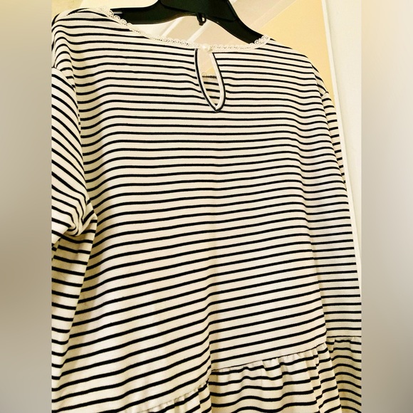 NWOT tunic - Picture 2 of 3